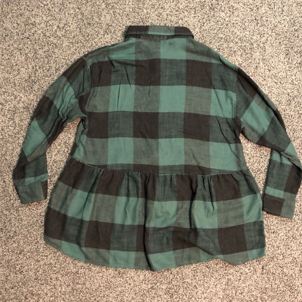 🌸4/$20🌸American Eagle Oversized Peplum Plaid Flannel Shirt Size Small NWOT - Picture 2 of 4